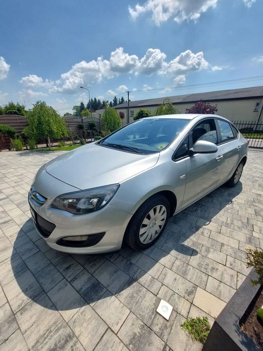 Opel Astra Drugi właściciel auto zadbane nadal w eksploatacji