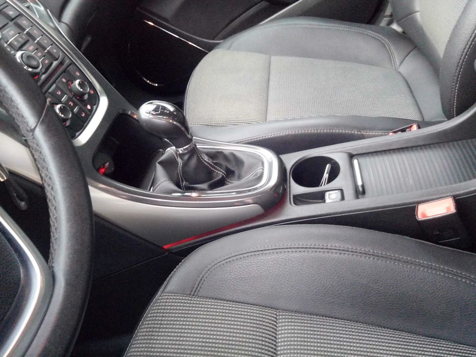 Opel Astra j 1.7 Cosmos