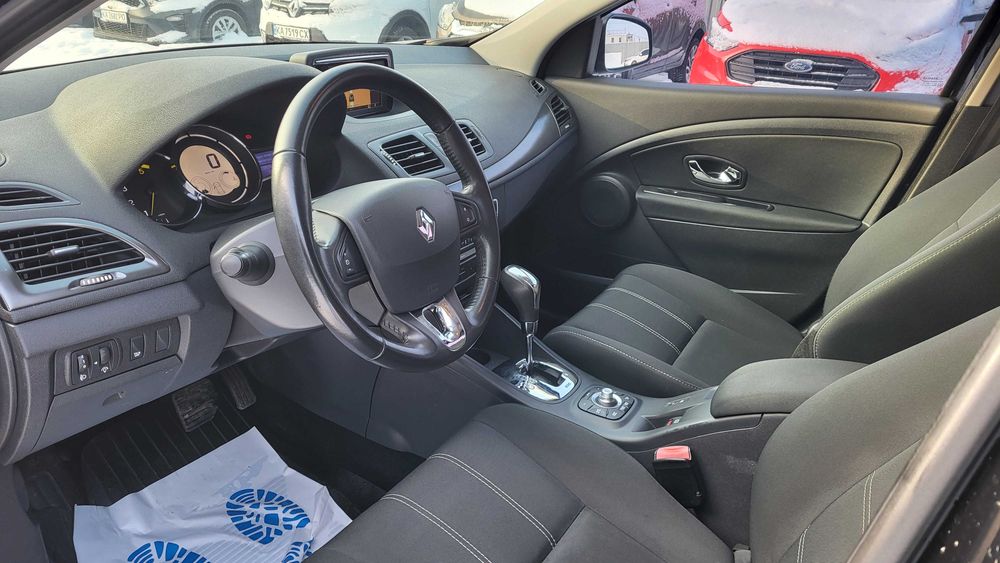 Renault Megane Wagon 2013  1.5D AT