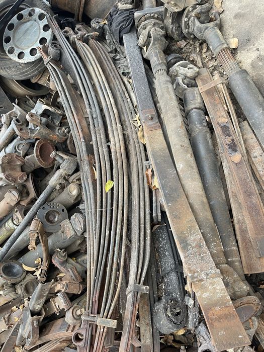 Ресори передні Маз 3-х листові. Запчастини ЯМЗ