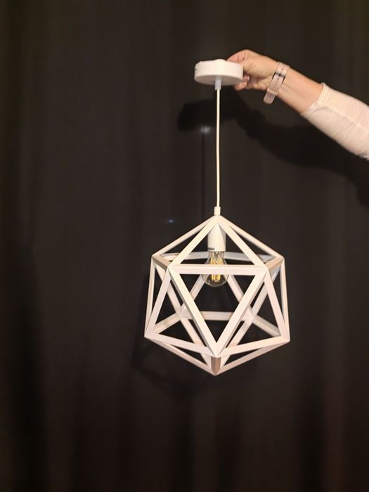 Lampa loftowa - geometryczna, nowoczesna