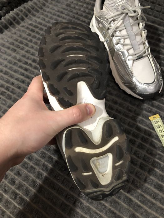 ADIDAS THESIA (38.5) 24.5-24.8см Silver Metallic женские кроссовки ори