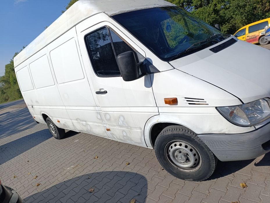 Оренда буса / Оренда вантажного авто / Прокат авто