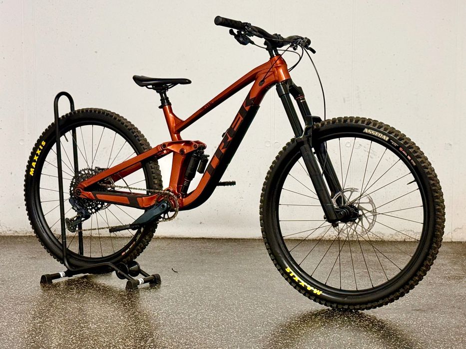Trek Slash 8 2023 |M|29| • RS ZEB | Super Deluxe | XT | Jak Nowy