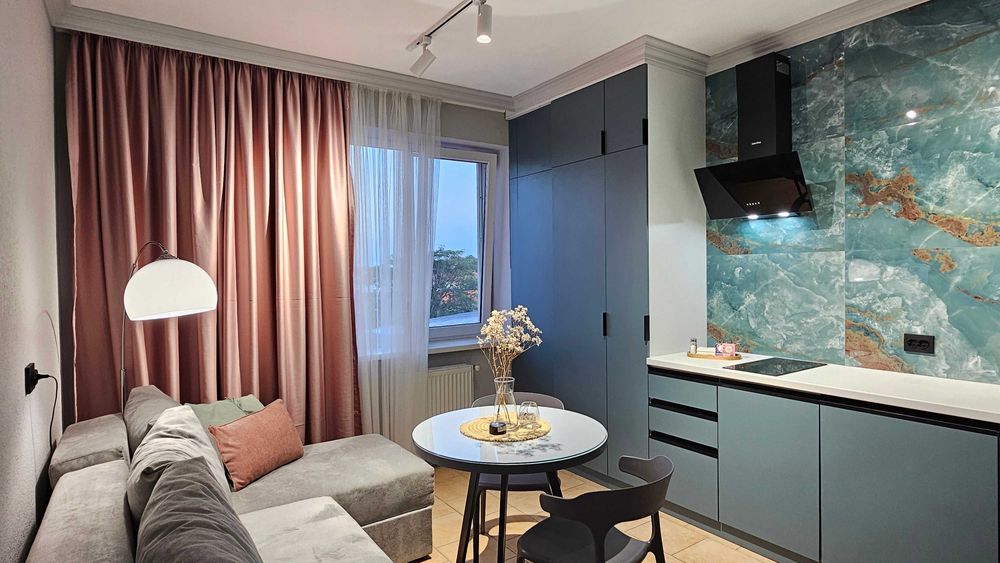 Нові Grey Apartment з чудовою панорамою на гори та  місто! 3 місця!