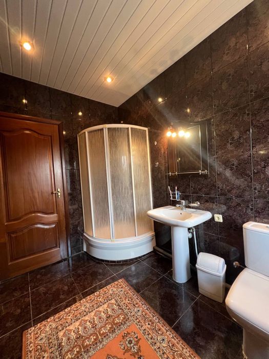 Будинок під Бізнес 468м2 з ділянкою 10сот Луцьк