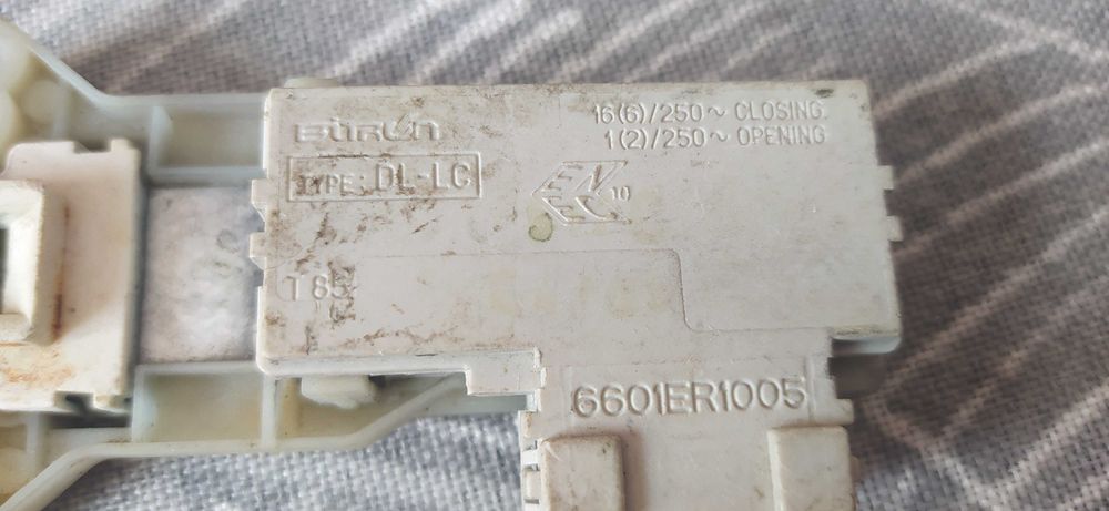 дверной замок люка дверцы LG WD-80250NUP и датчики температуры воды