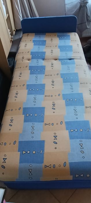 Tapczan jednoosobowy