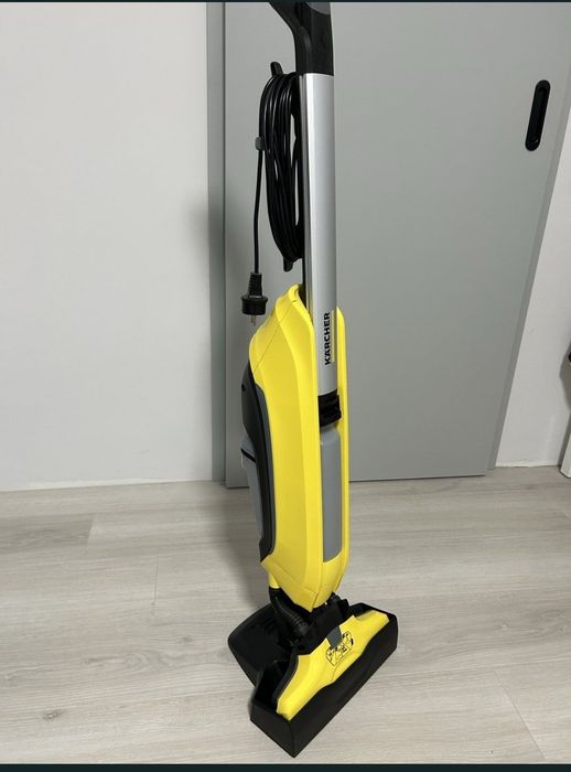 Підлогомийна машина Karcher FC 5 — Стан нової (використовували 10 разів)