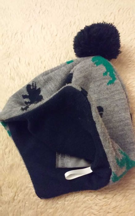 Czapka z nausznikami H&M dinozaury 110 - 128 cm. na 4 - 8 lat