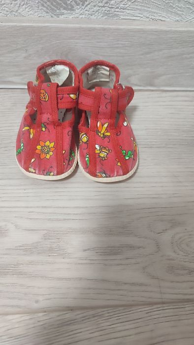 Капці дитячі для дівчинки