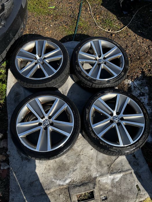 Титани, диски з резиною легкосплавні 5x100 R17 216/40ZR17 Volkswagen Polo Golf 4 Bora Skoda Fabia Octavia Rapid Seat Ibiza Leon Audi A3