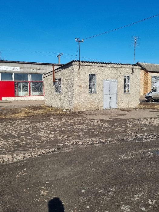 Продам приміщення