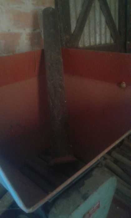 Esmagador de Uvas Elevatório