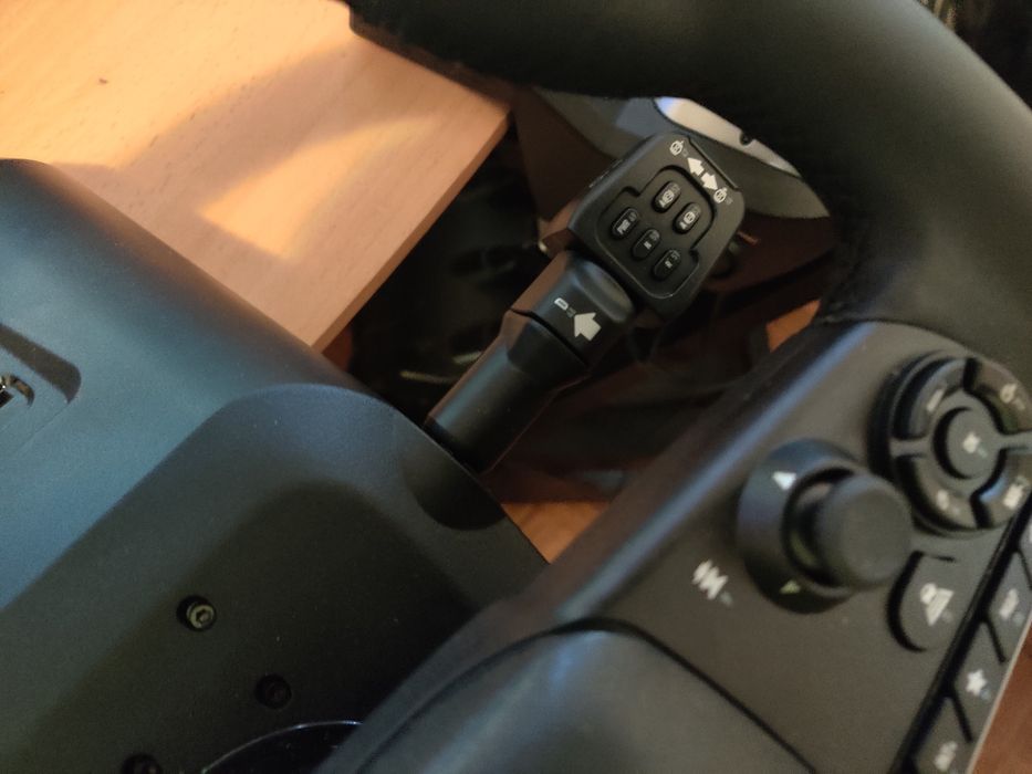 Volante hori truck Control system