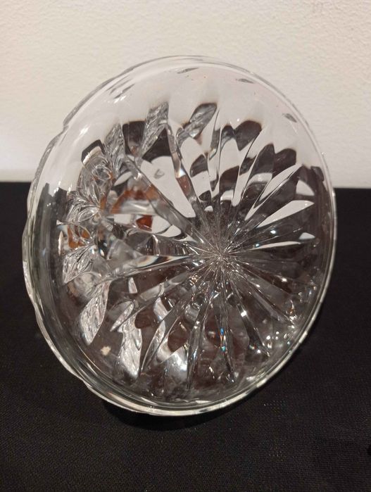 Garrafa ÚNICA de cristal maciço (HAND CUT) JOLUX c/ Gargalo em prata maciça contrastada Cabeça de Águia 835