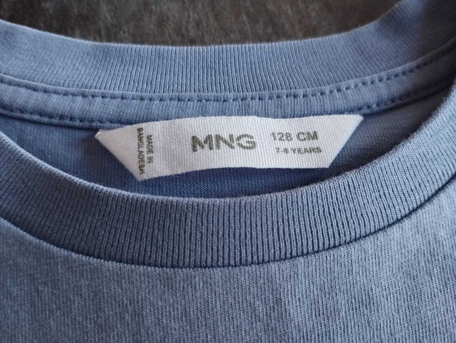 T-shirt m/ manga T7/8 da Mango usado 1 vez