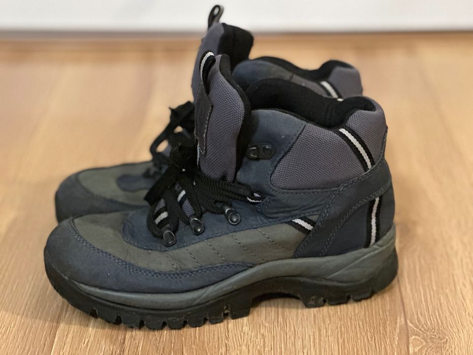 Buty za kostkę trekkingowe kozaki 35
