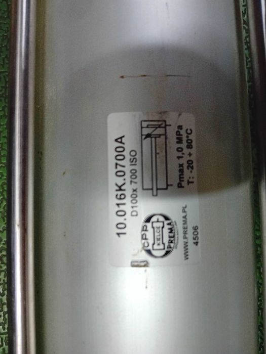 Siłownik Pneumatyczny 100x700 PREMA