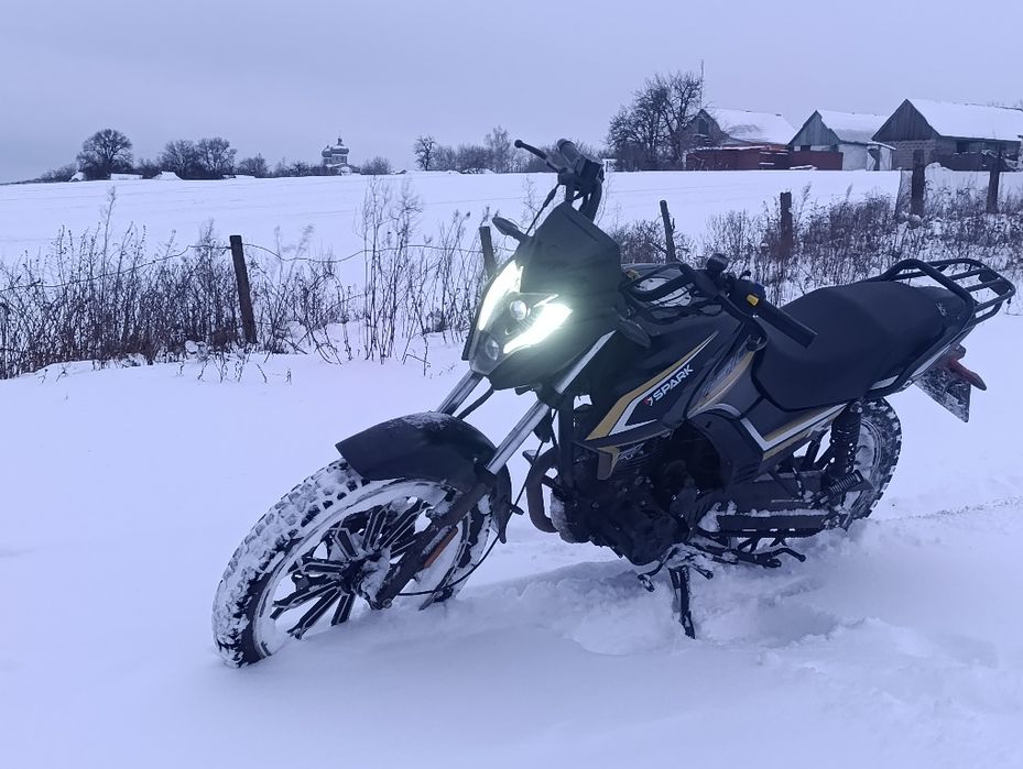 Мотоцикл спарк 150