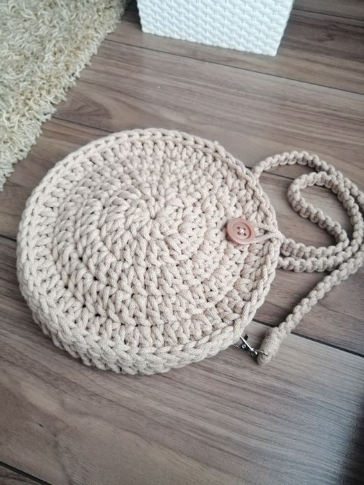 Torebka ze sznurka makrama szydełkowa ręcznie robiona