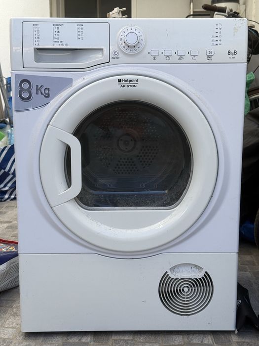 Máquina de Secar Roupa Hotpoint-Ariston 8 kg – TCL83B6P/Z