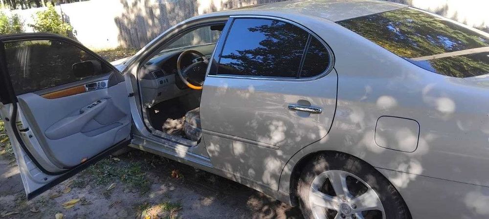 Продам Лексус ес 330