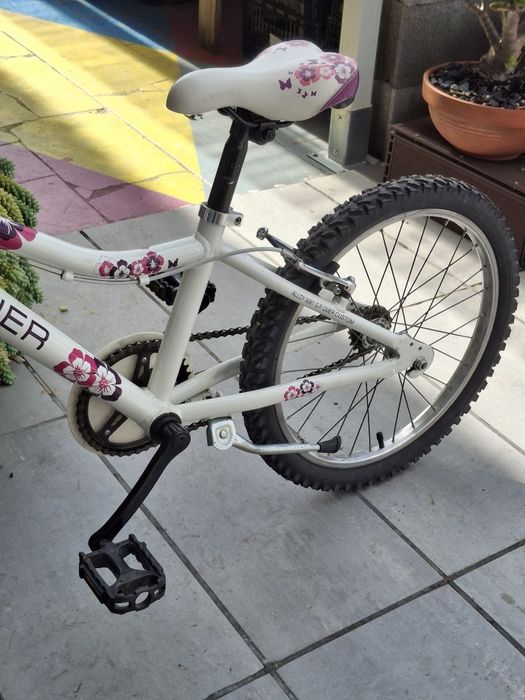 Bicicleta criança  estimada roda 20