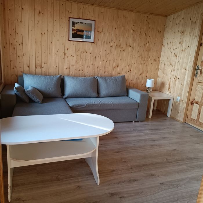 Domek nad samym jeziorem Wielkie Leźno z  pomostem i łó
