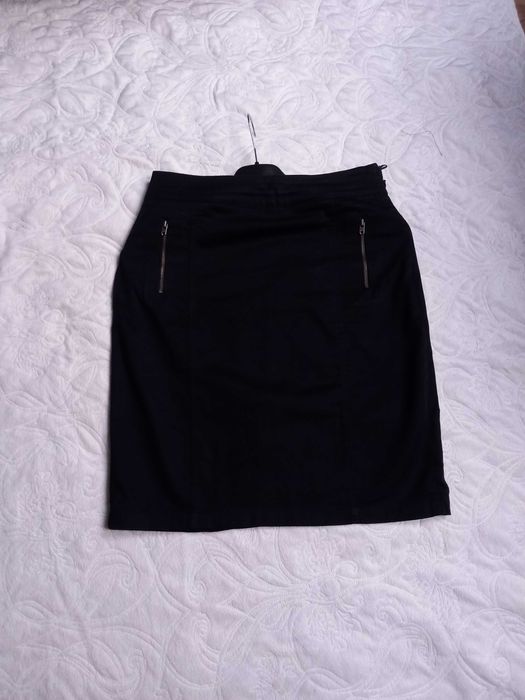 Spódniczka spódnica czarna ołówkowa H&M Divided  rozmiar 36 S