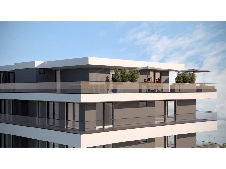 T3 Recuado, com Terraço de 149m2 e dois lugares de garagem