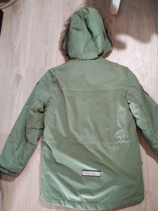 продам женскую куртку