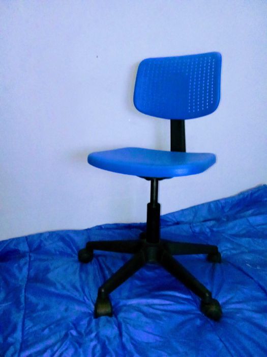 Cadeira de escritório ótimo estado