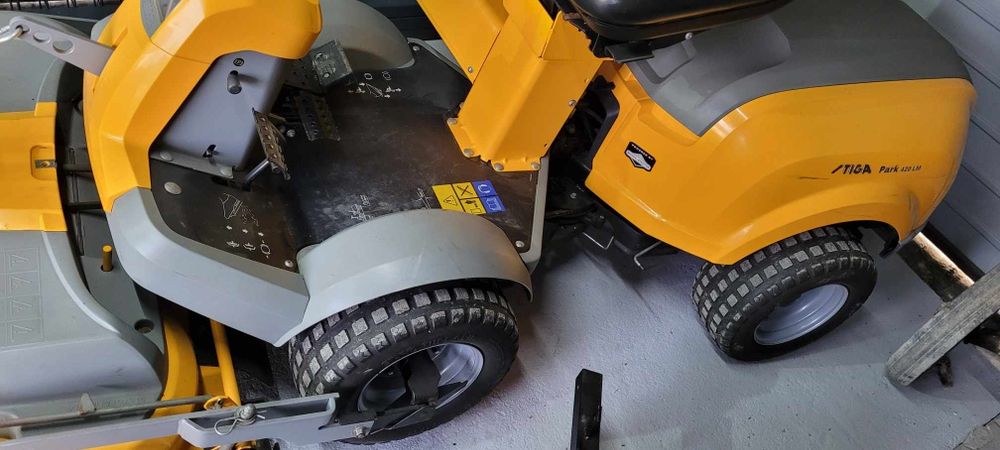 Traktorek kosiarka Stiga park 420LM jak nowy