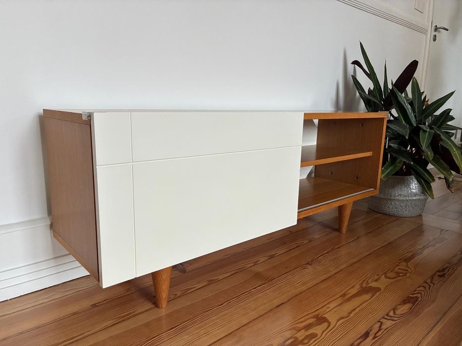 Móvel TV marca Design Tema Home