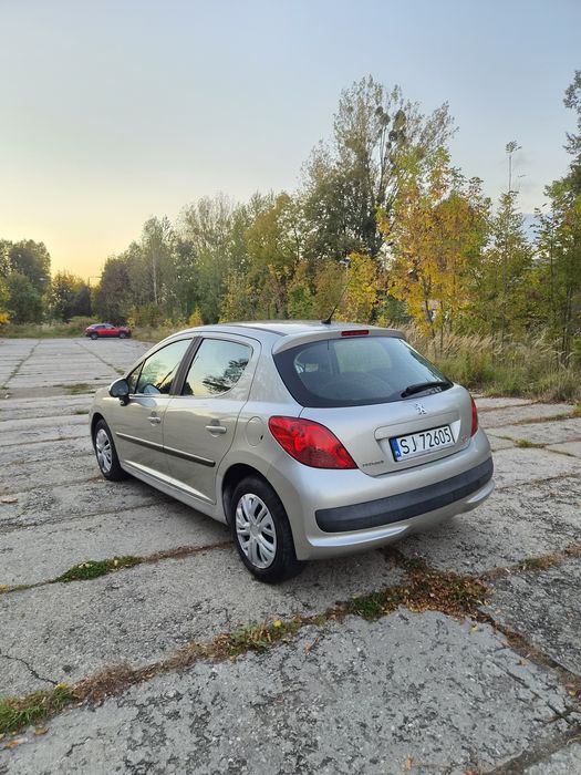 Peugeot 207 1.4 benzyna 2008