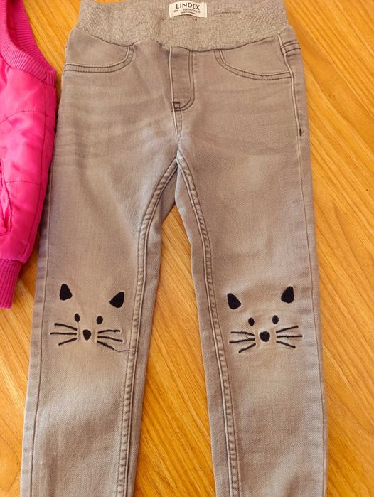 Жилетка, безрукавка Hello Kitty, джинси 104 р