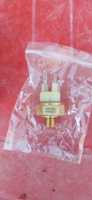 Датчик підігріву колектора Ауді -80