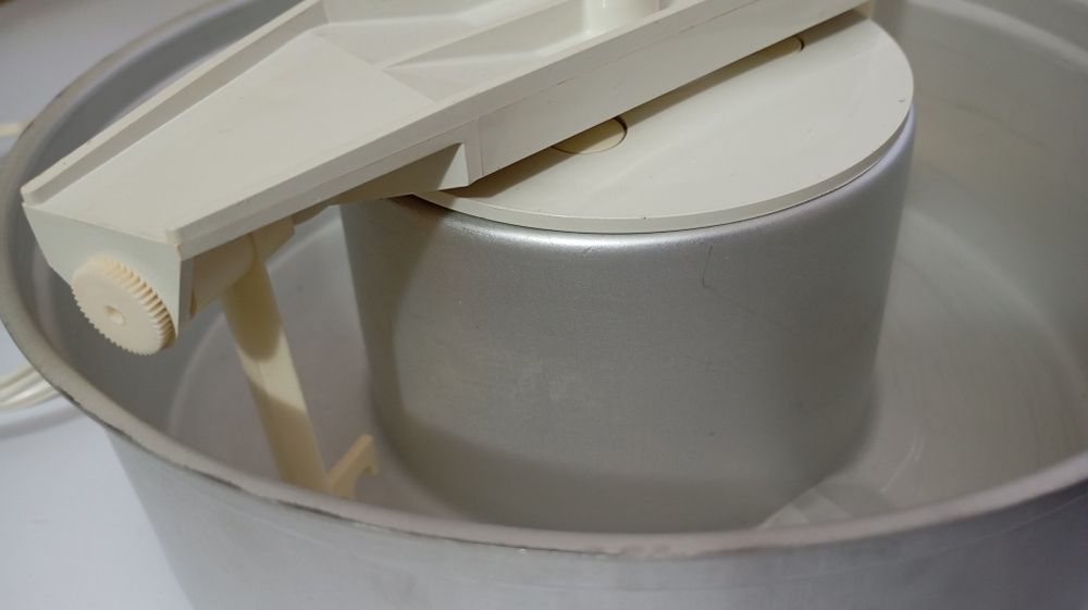 Máquina vintage Soubetiére para fazer gelados