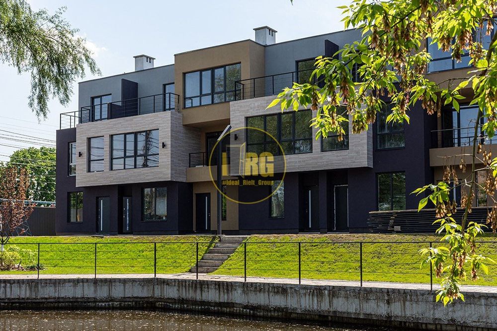 БЕЗ% Таунхаус 127м², Русановские Сады, ул Садовая, м. Левобережная