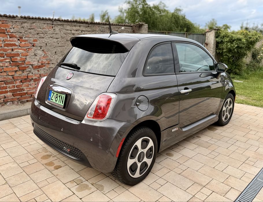 FIAT 500e elektryczny