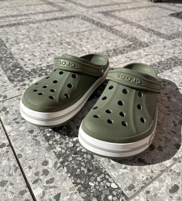 Мужские шлепанцы Crocs размер 41