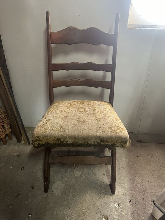 Krzesło dębowe na spreżynach