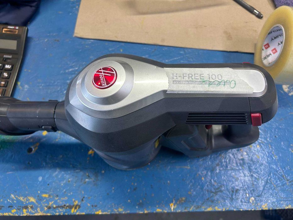 Бездротовий вертикальний пилосос Hoover H-Free 100 з акумулятором 22v