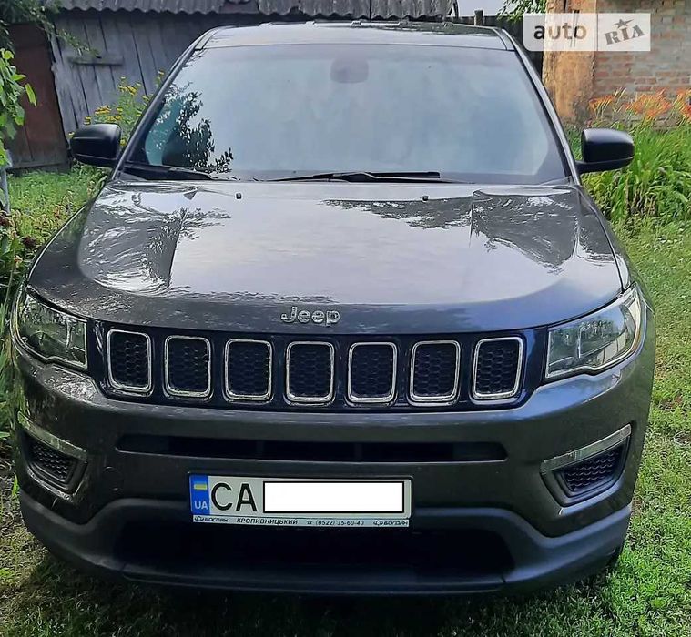 Автомобіль Джип компас 2018