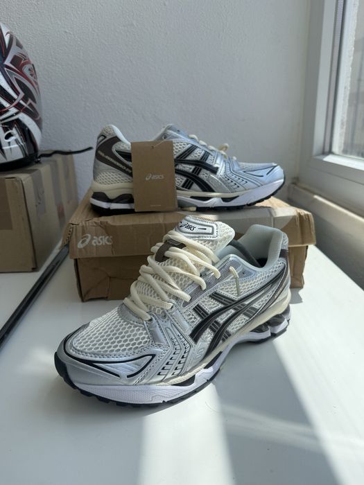 Asics Gel Kayano 14 Cream Black Metallic Plum