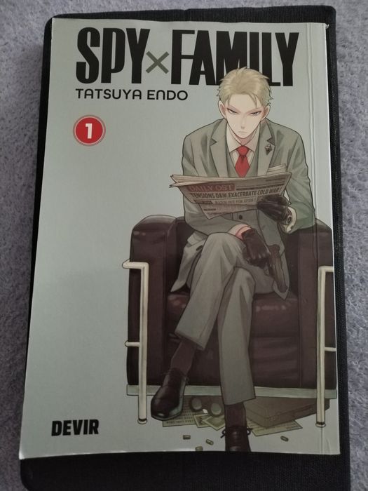 Livro mangá Spy x Famiily 1