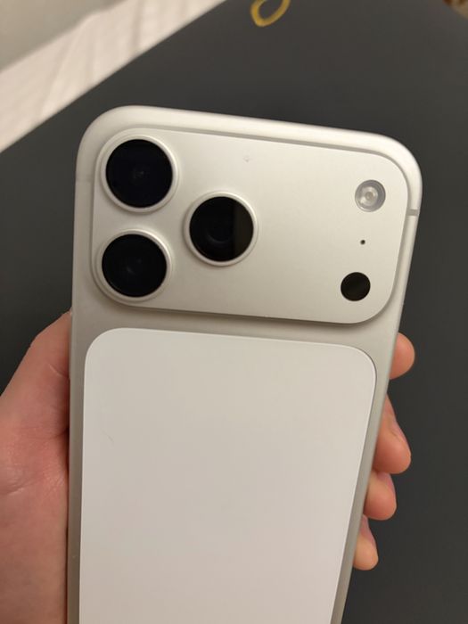iPhone 17 Pro Max 256 ГБ Silver