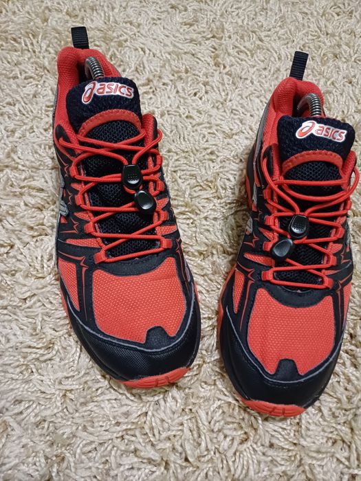 Кросівки ASICS Gel Fuji Viper Gore-Tex оригінал: 999 грн