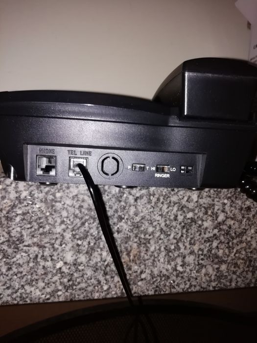 Telefone fixo com fio